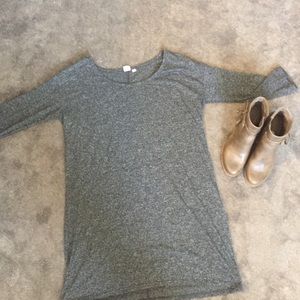 Gray GAP Knit Dress Size L 3/4 Sleeves